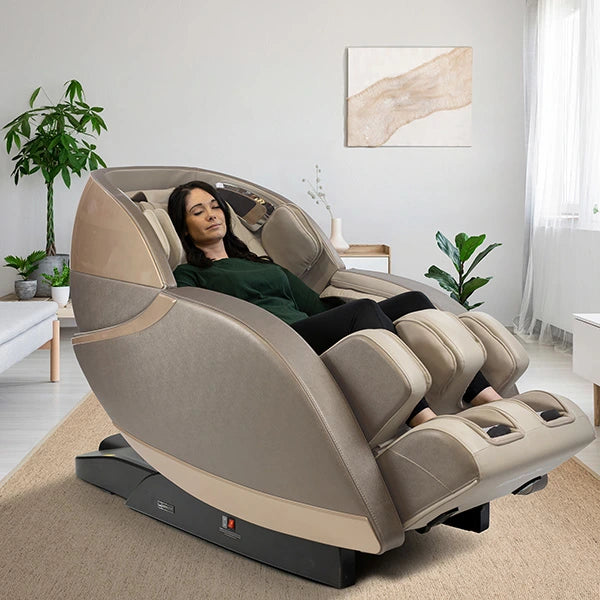 Kyota Kansha™ M878 4D Massage Chair